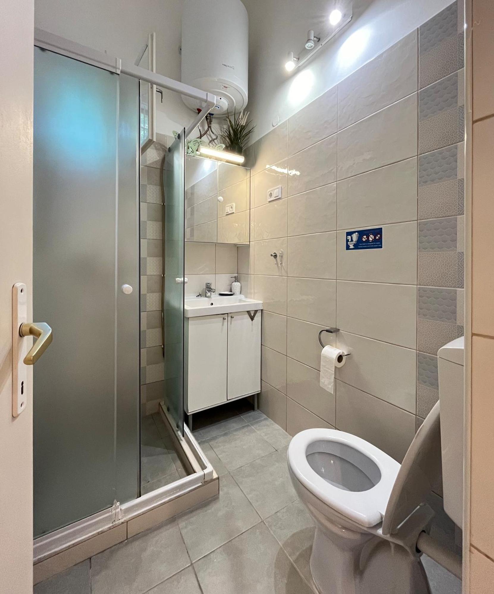Ferienwohnung Brand New Garden Flat / Free Parking Budapest Exterior foto