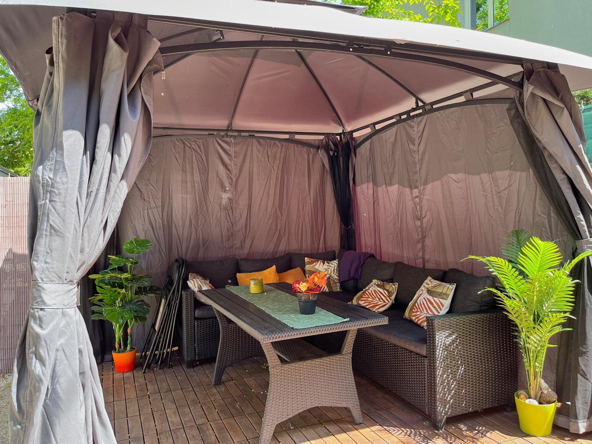 Ferienwohnung Brand New Garden Flat / Free Parking Budapest Exterior foto